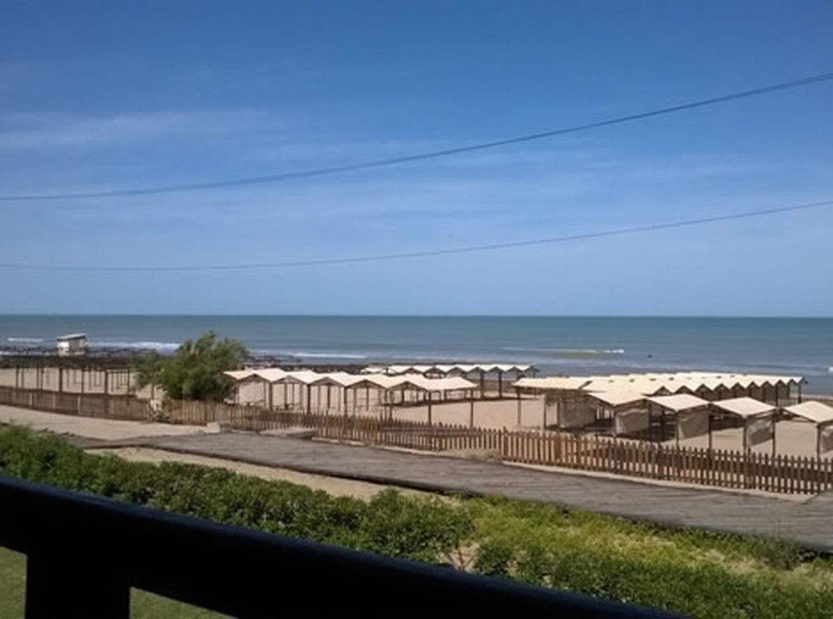 Departamento frente al mar en Edificio Horizonte, Villa Gesell miniatura 8
