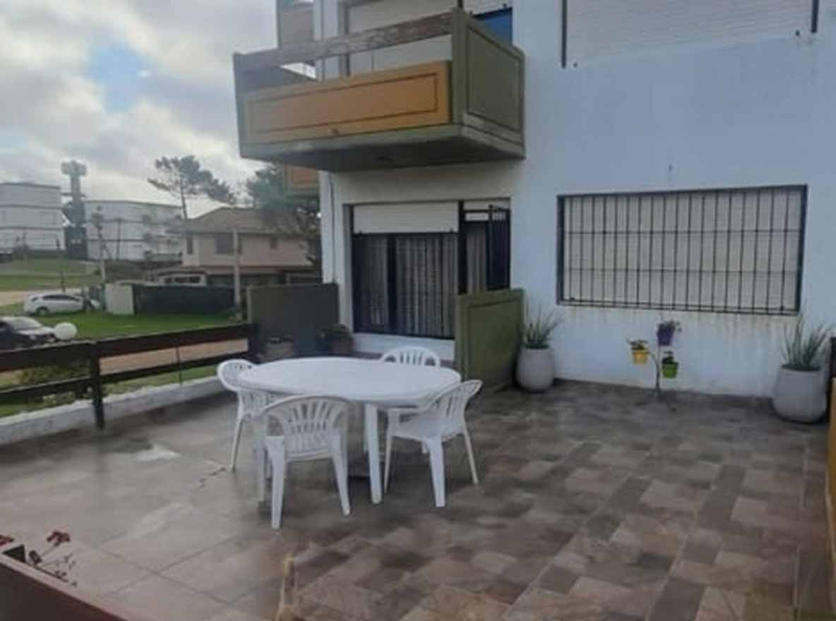Departamento cerca del mar para hasta 5 personas en Villa Gesell miniatura 8