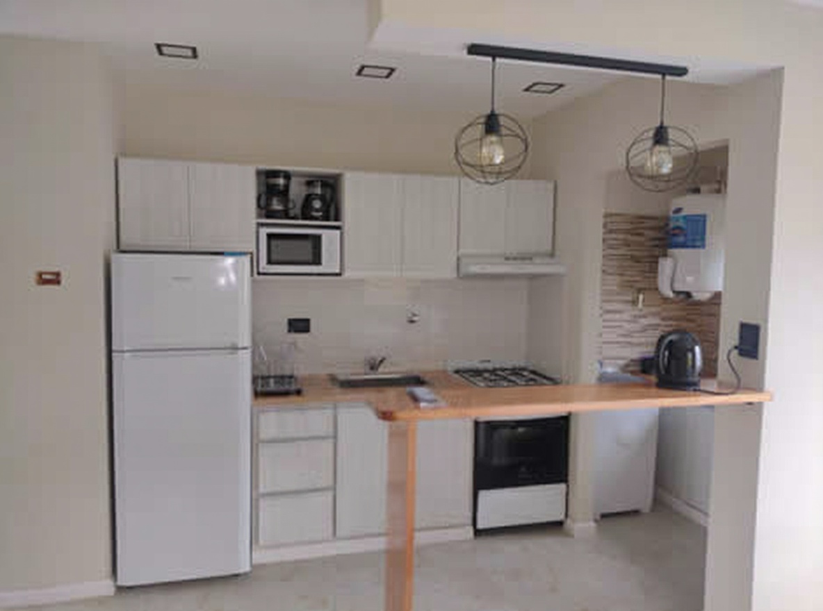 Departamento con patio y parrilla en San Bernardo miniatura 4