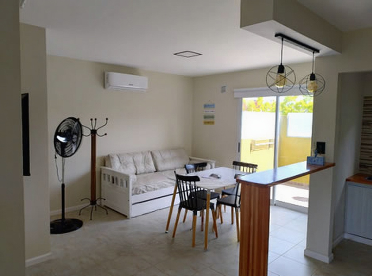 Departamento con patio y parrilla en San Bernardo miniatura 6