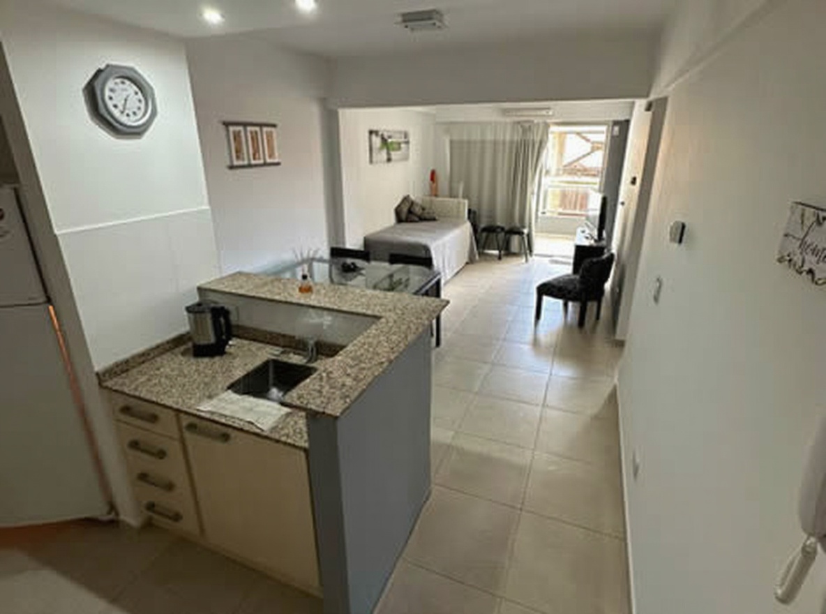 Departamento de 1 dormitorio para 4 personas en Villa Gesell miniatura 6