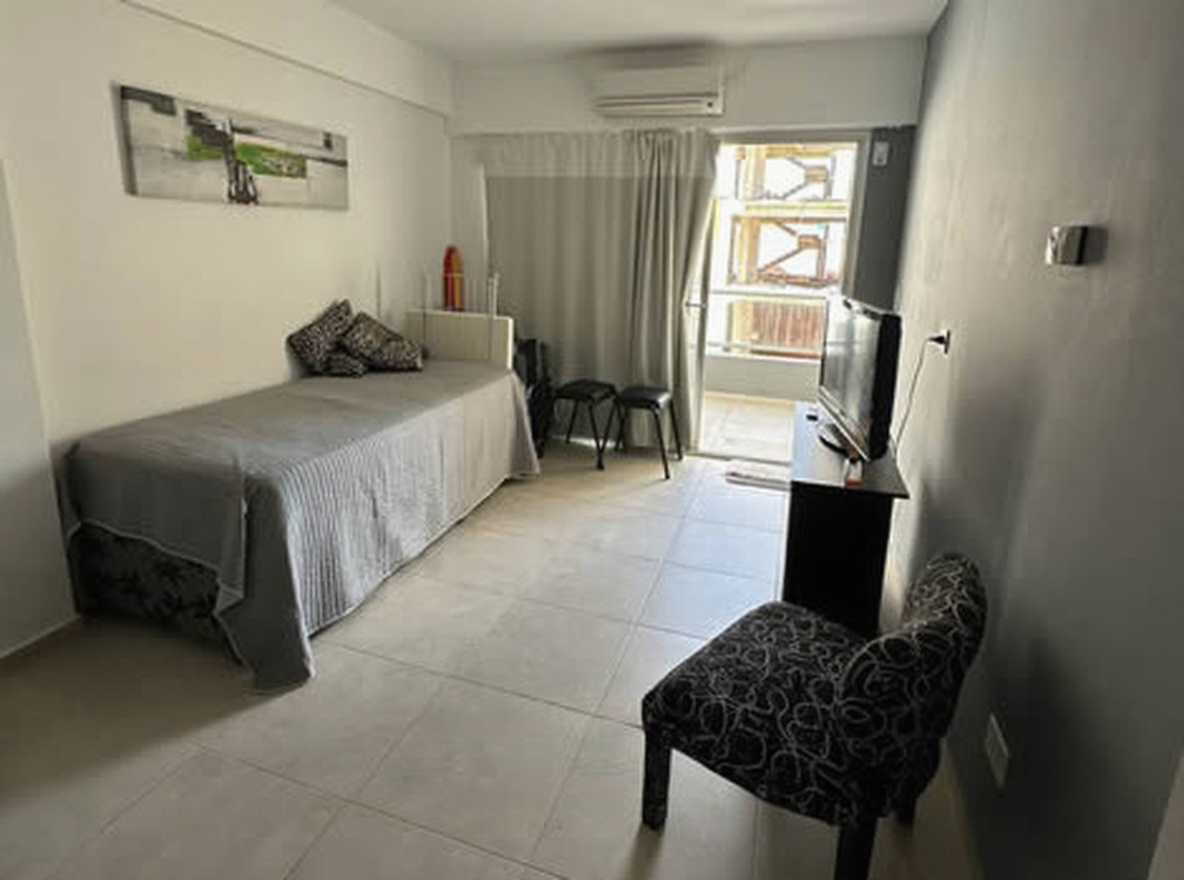 Departamento de 1 dormitorio para 4 personas en Villa Gesell miniatura 7