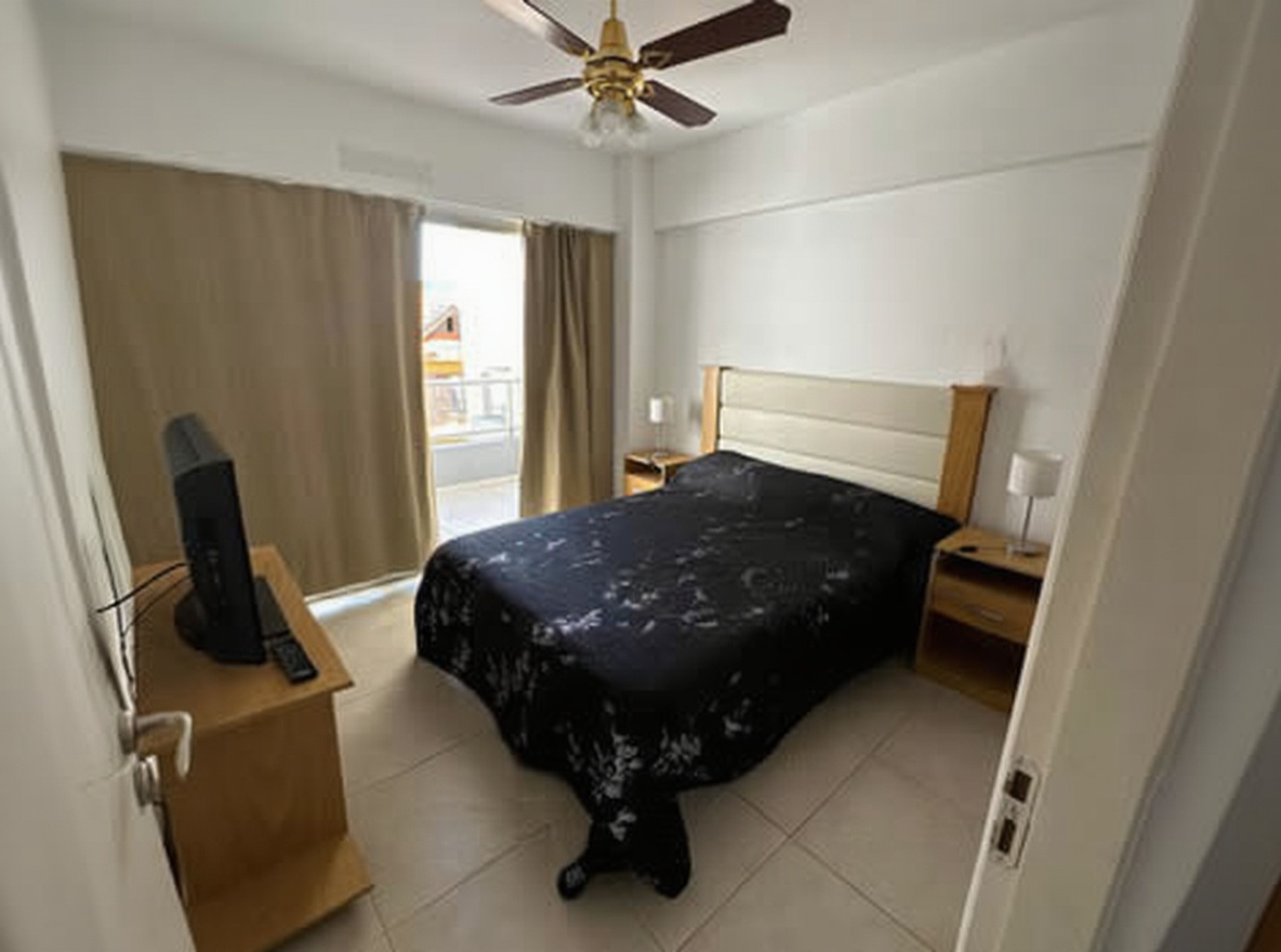 Departamento de 1 dormitorio para 4 personas en Villa Gesell miniatura 8