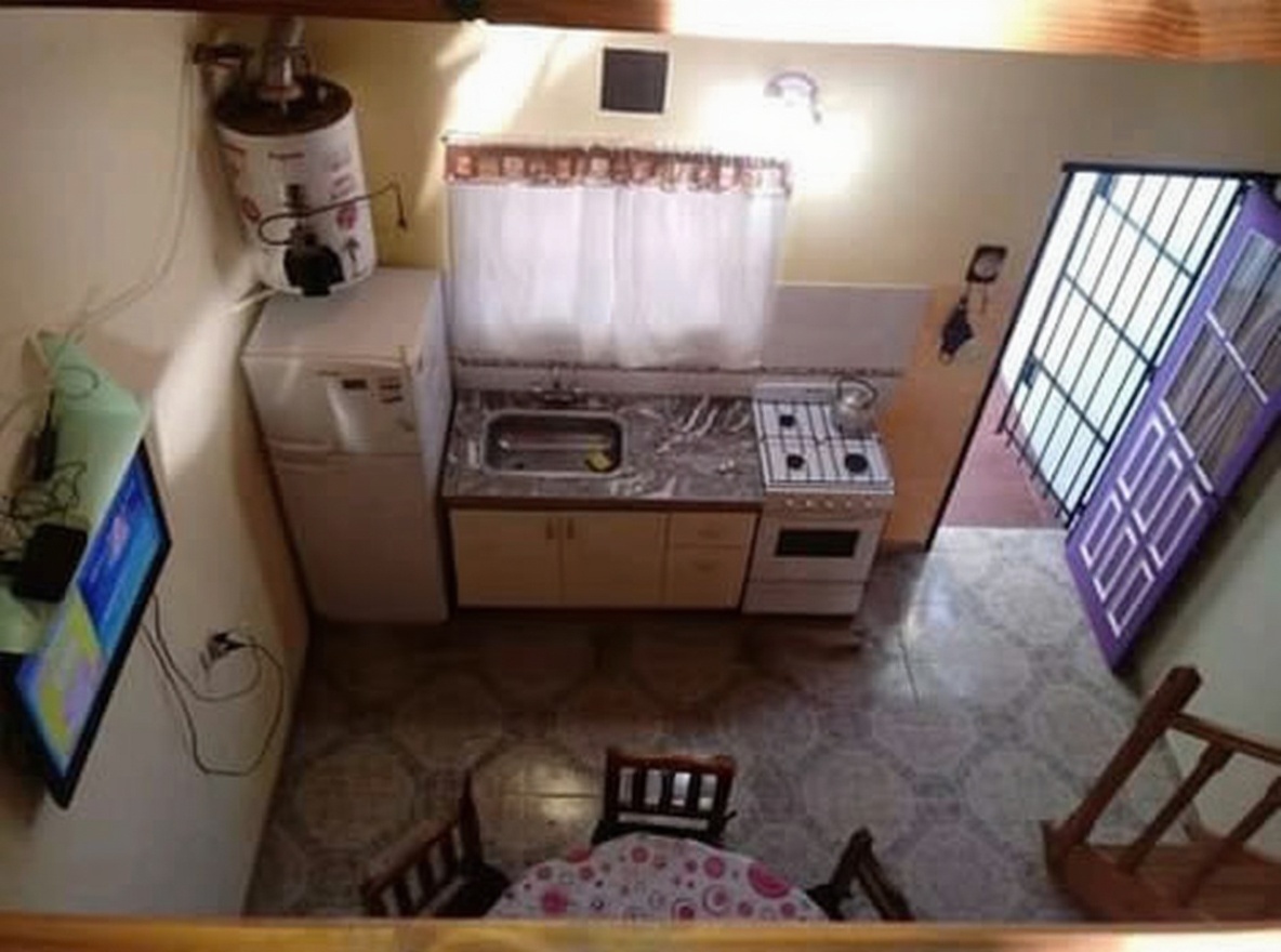 Departamento con patio y parrilla a 50 metros del mar en Mar del Tuyú miniatura 7