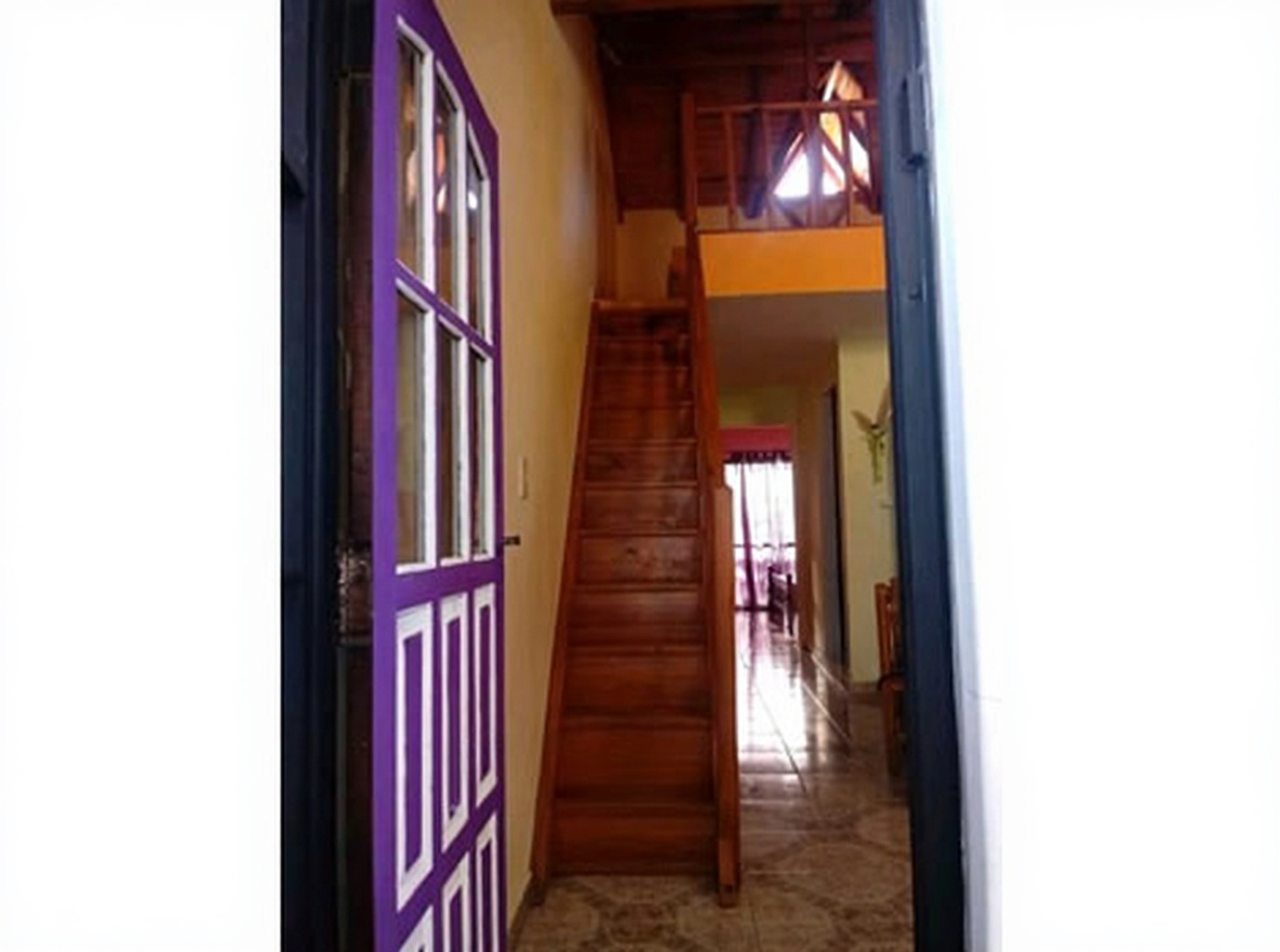 Departamento con patio y parrilla a 50 metros del mar en Mar del Tuyú miniatura 11