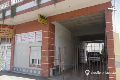 Departamento con cochera y parrilla a 4 cuadras del mar en Santa Teresita