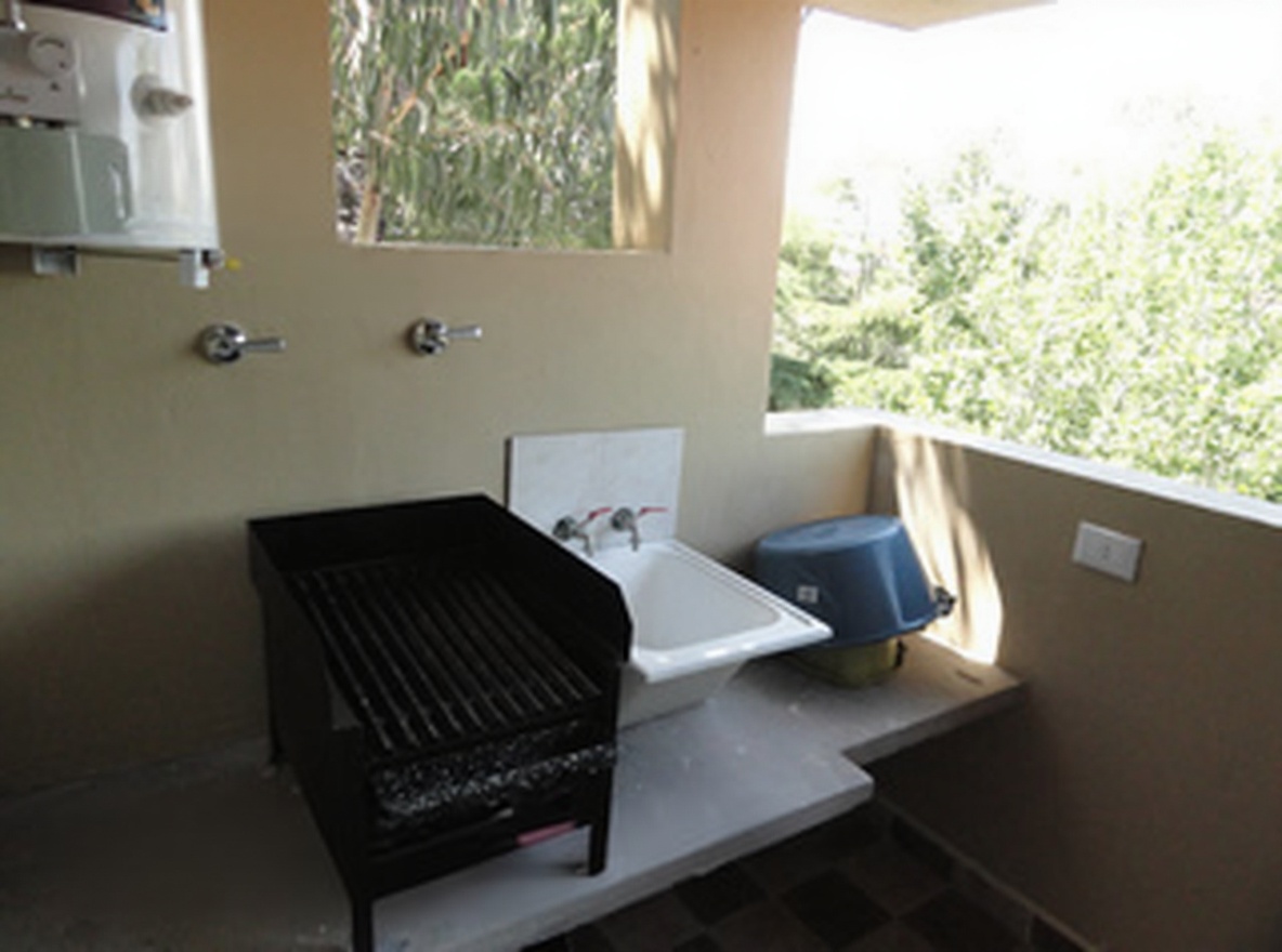 Departamentos con cochera y parrilla en Santa Teresita miniatura 9