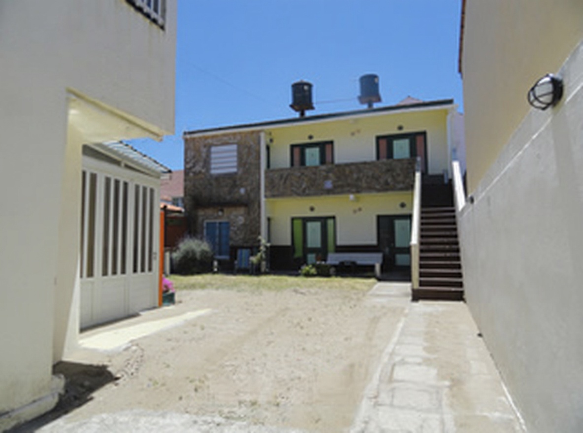 Departamentos con WiFi a 50 metros del mar en Santa Teresita miniatura 4