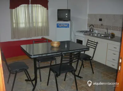 Departamentos con cochera y parrilla a 250 metros del mar en Santa Teresita foto 5