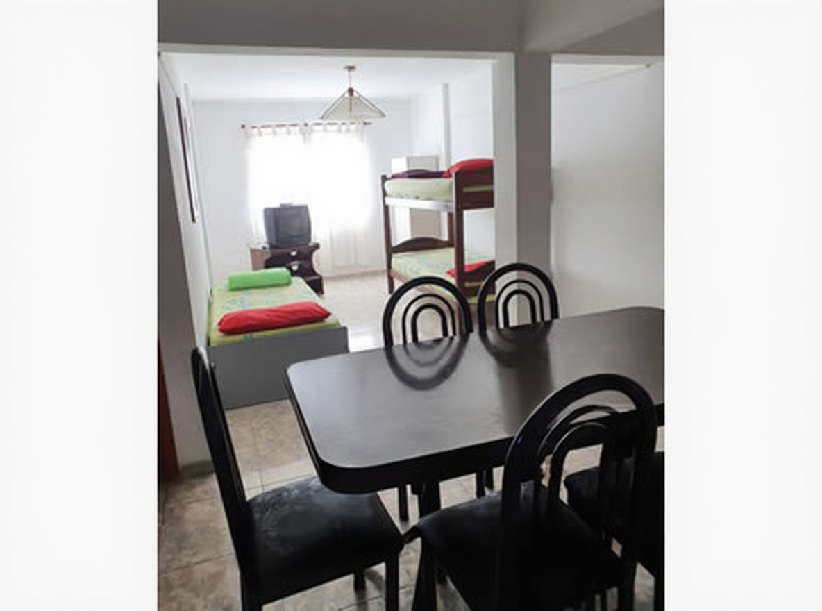 Departamentos con cochera y parrilla a 250 metros del mar en Santa Teresita miniatura 8