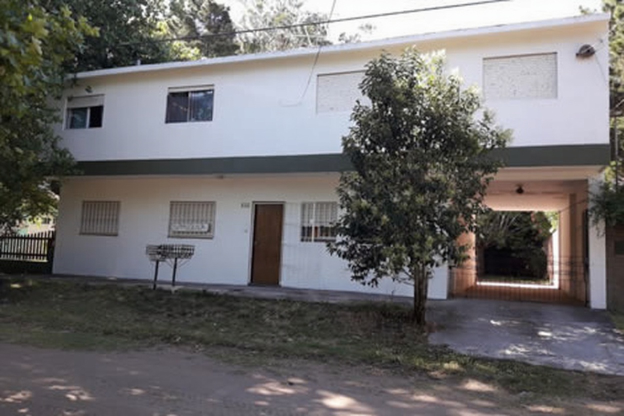 Departamentos con patio y parrilla a 300 metros del mar en Mar del Tuyú