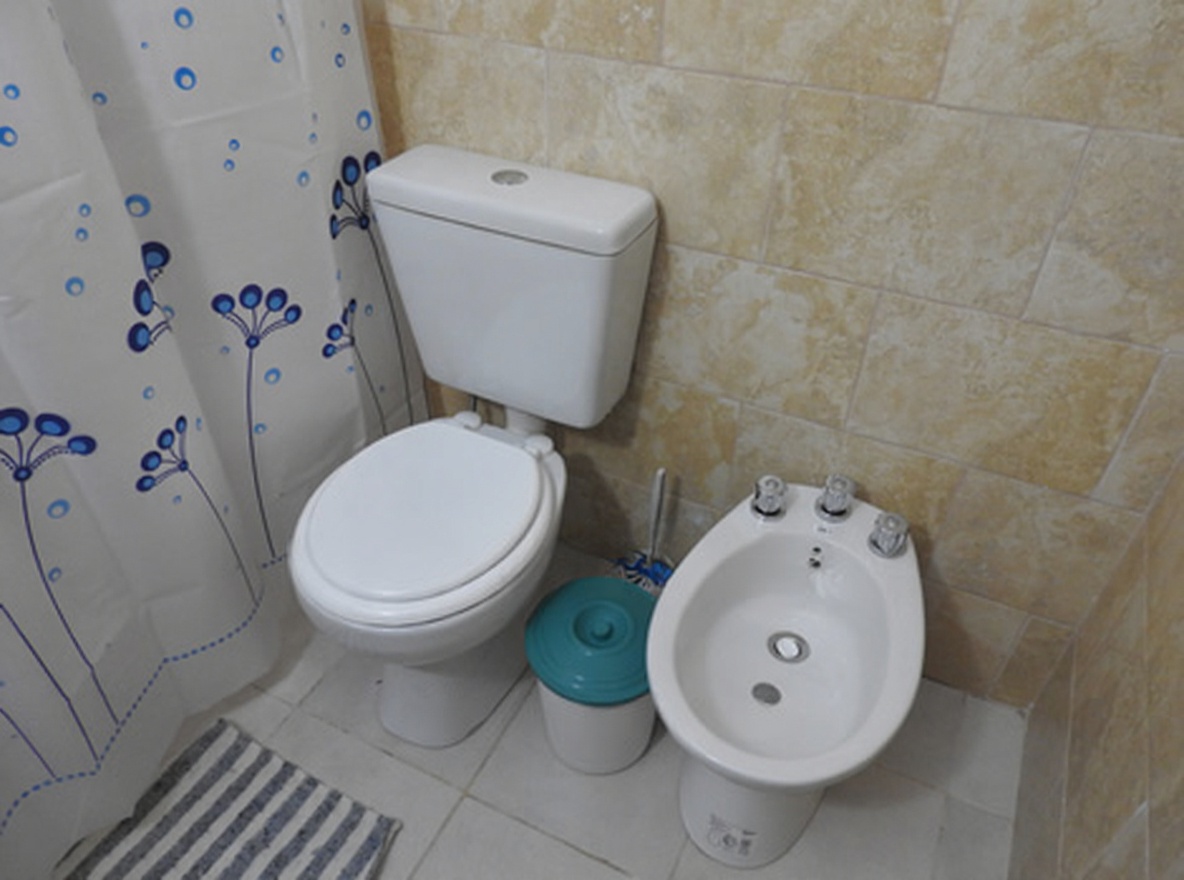 Departamentos sobre avenida principal en Santa Teresita miniatura 10