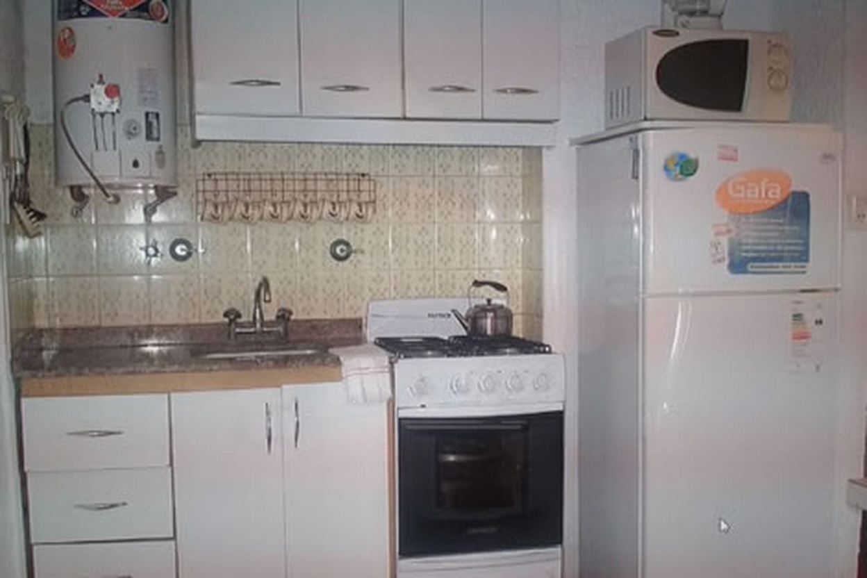 Departamentos con WiFi frente al mar en Lucila del Mar miniatura 3