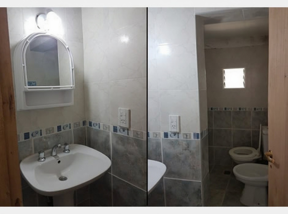 Departamentos con pileta y parrilla a 6 cuadras del mar en Lucila del Mar miniatura 4