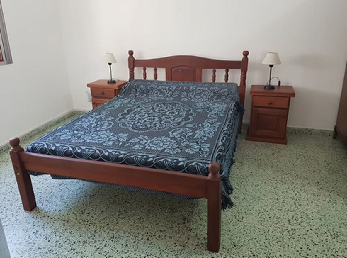 Departamentos con pileta y parrilla a 6 cuadras del mar en Lucila del Mar miniatura 8