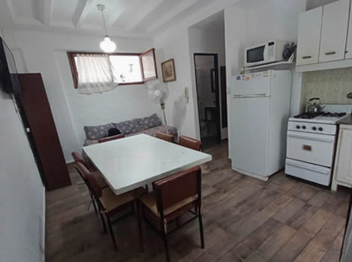 Departamentos familiares en Lucila del Mar, cerca del mar miniatura 2