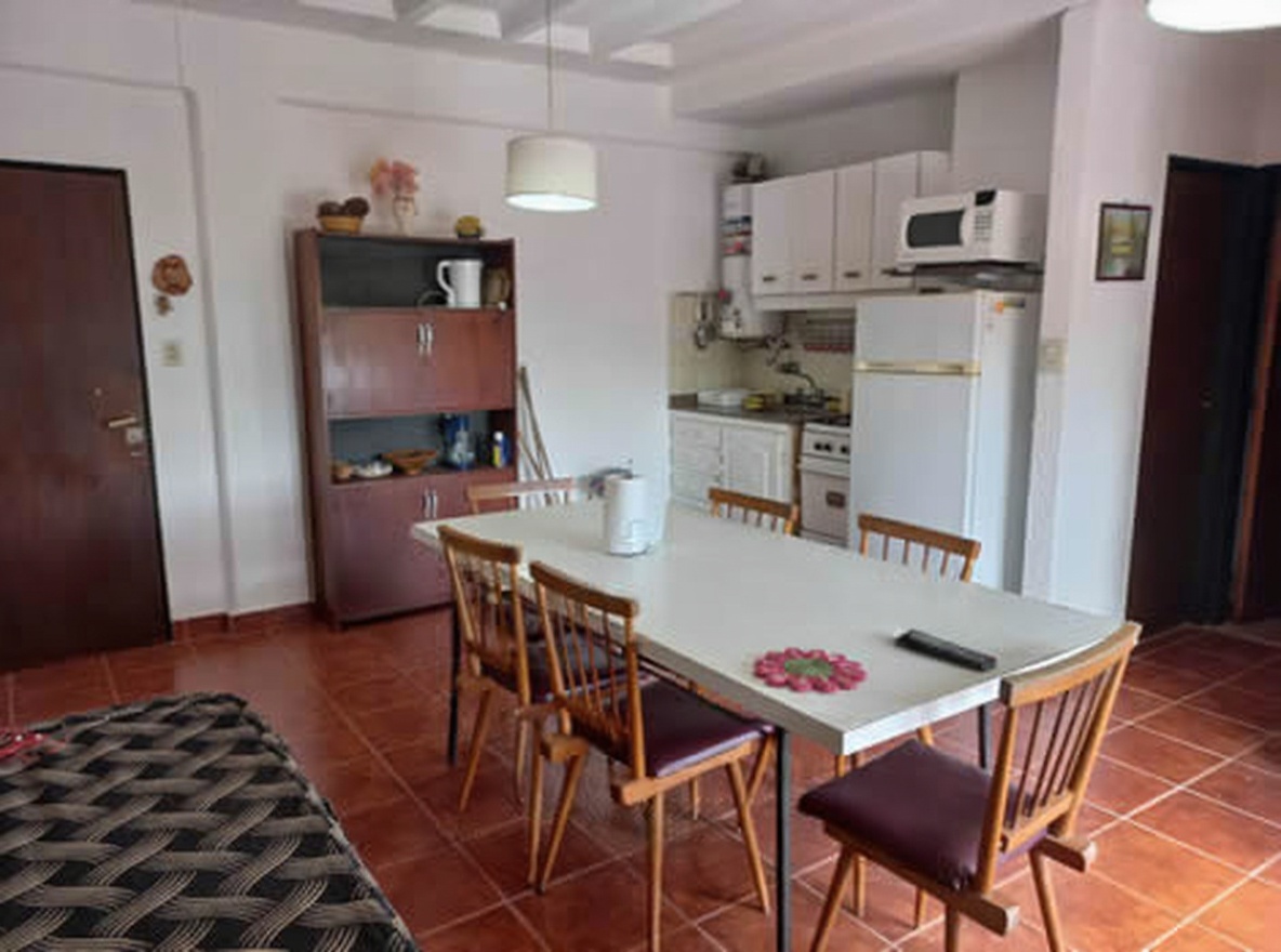 Departamentos familiares en Lucila del Mar, cerca del mar miniatura 3