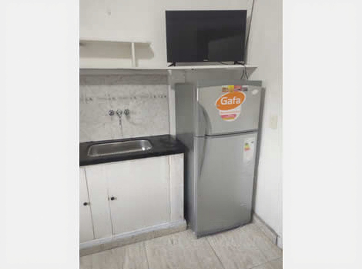 Departamentos en Villa Gesell a 5 cuadras del mar y 2 del centro miniatura 6