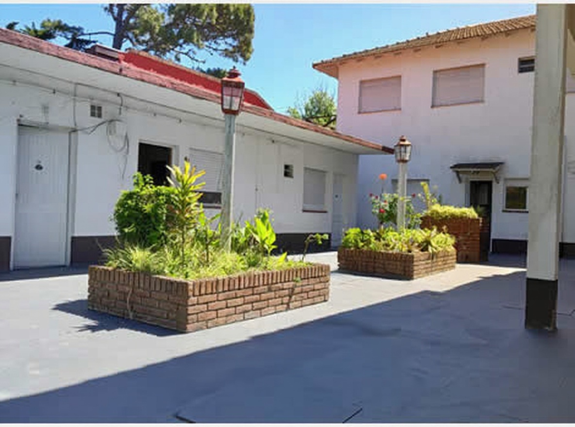 Departamentos en Villa Gesell a 5 cuadras del mar y 2 del centro miniatura 12