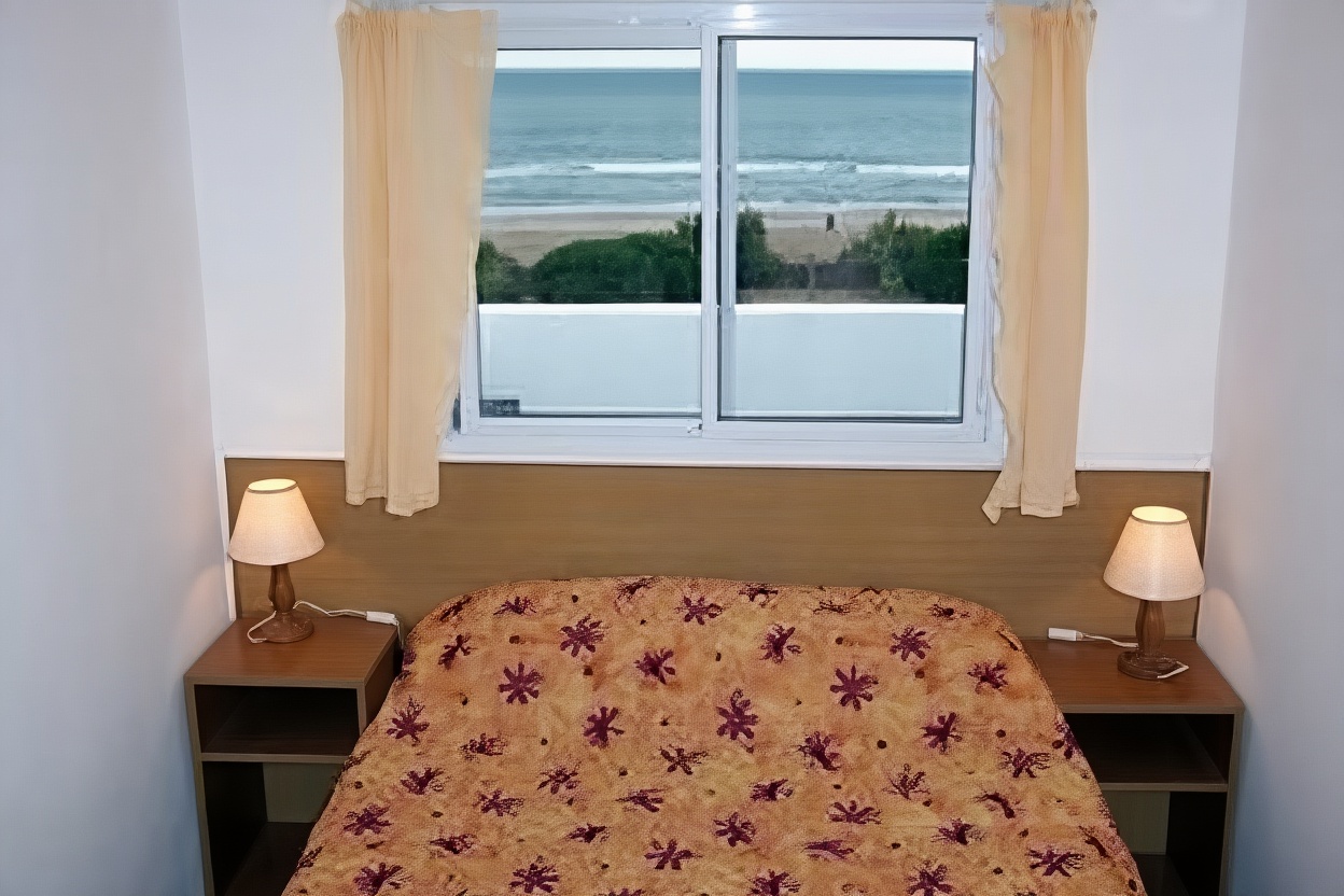 Departamentos con pileta y parrilla frente al mar en Santa Teresita miniatura 11