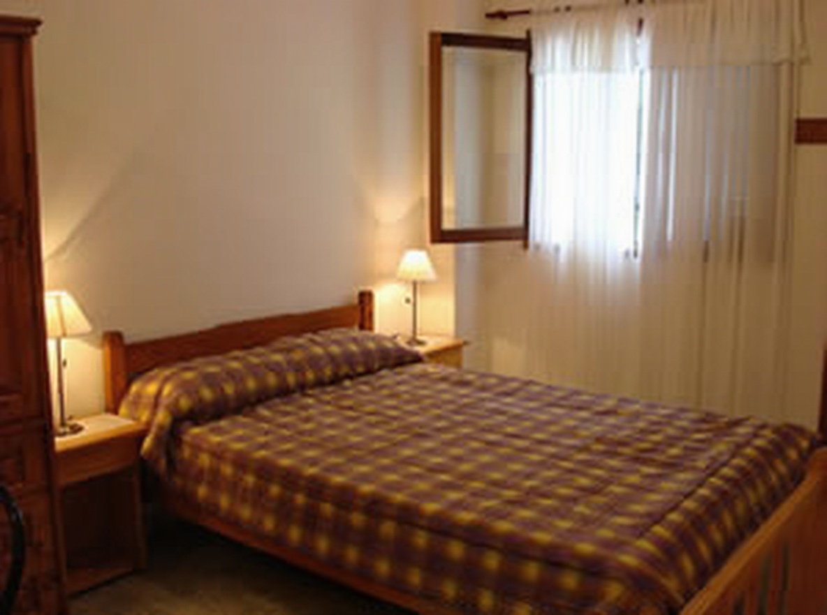 Departamentos con cochera a 200 metros del mar en Santa Teresita miniatura 3