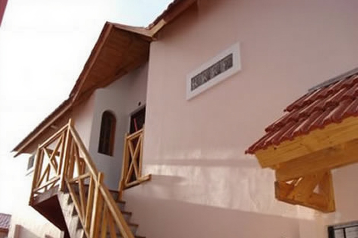 Departamentos con cochera a 200 metros del mar en Santa Teresita miniatura 4