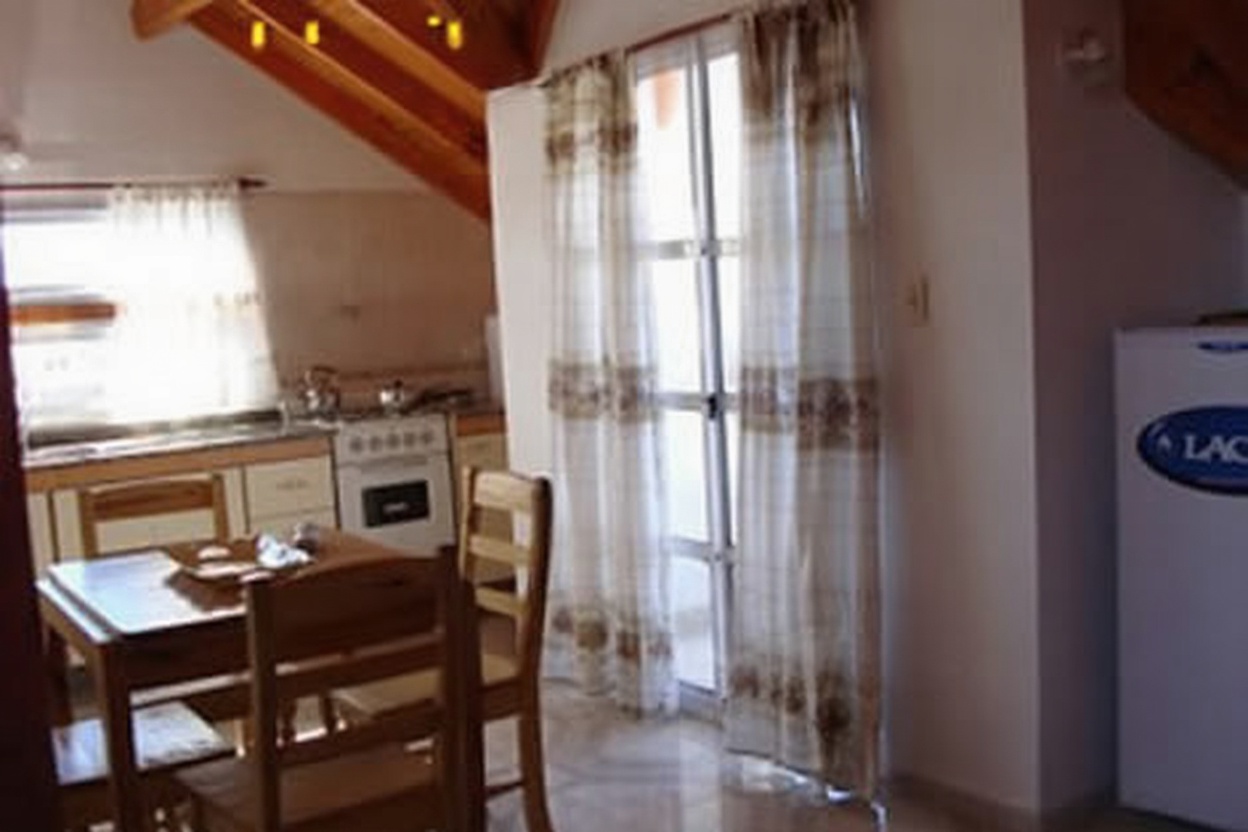 Departamentos con cochera a 200 metros del mar en Santa Teresita miniatura 9