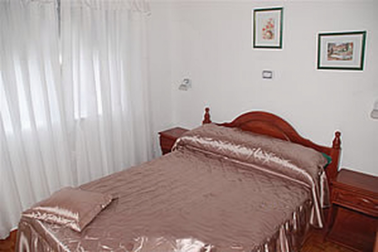 Departamentos de 1 y 2 ambientes en Santa Teresita miniatura 3