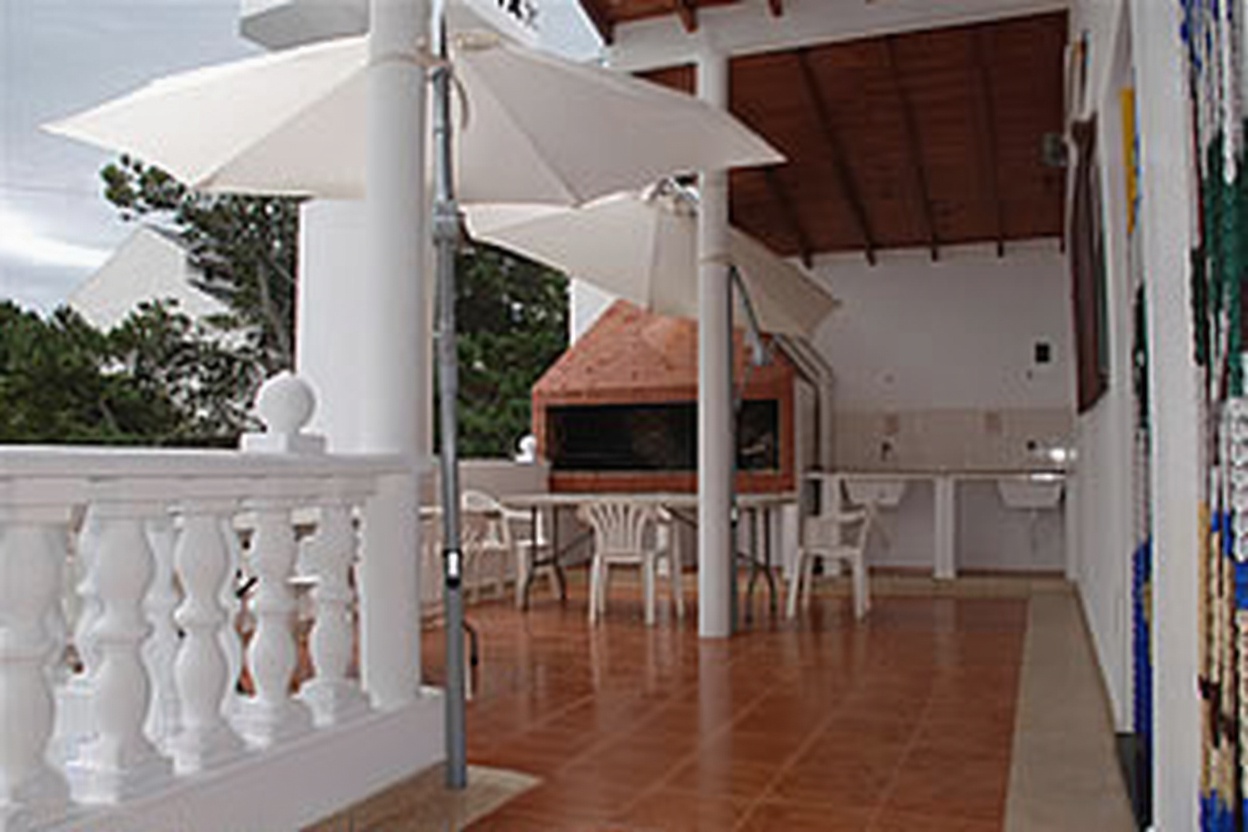 Departamentos de 1 y 2 ambientes en Santa Teresita miniatura 5