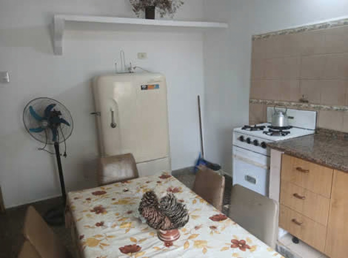 Departamentos a 150 metros del mar en San Clemente del Tuyú miniatura 3