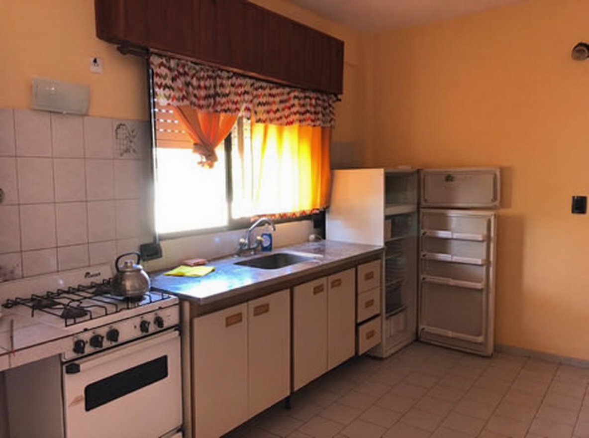 Departamentos con parque y parrilla a 5 cuadras del mar en Las Toninas miniatura 2