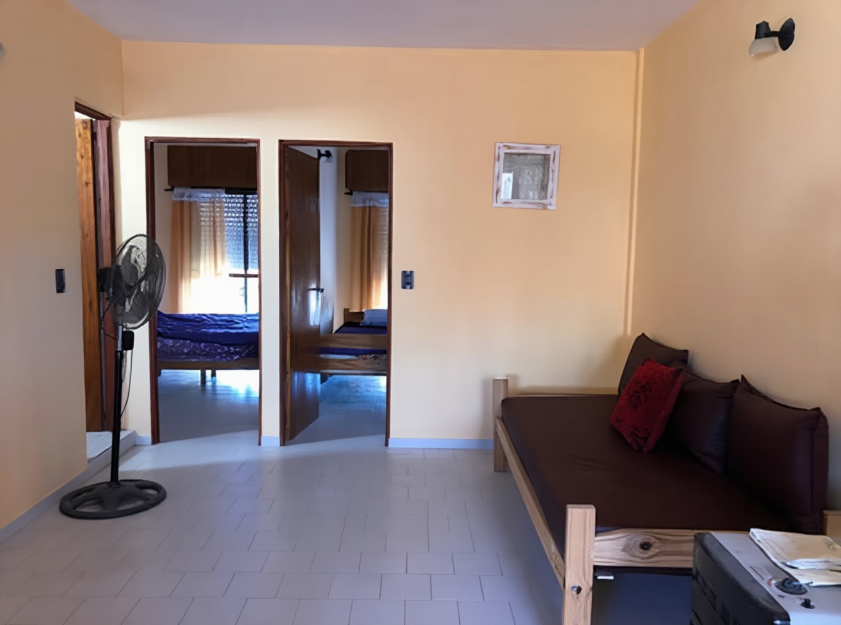 Departamentos con parque y parrilla a 5 cuadras del mar en Las Toninas miniatura 4