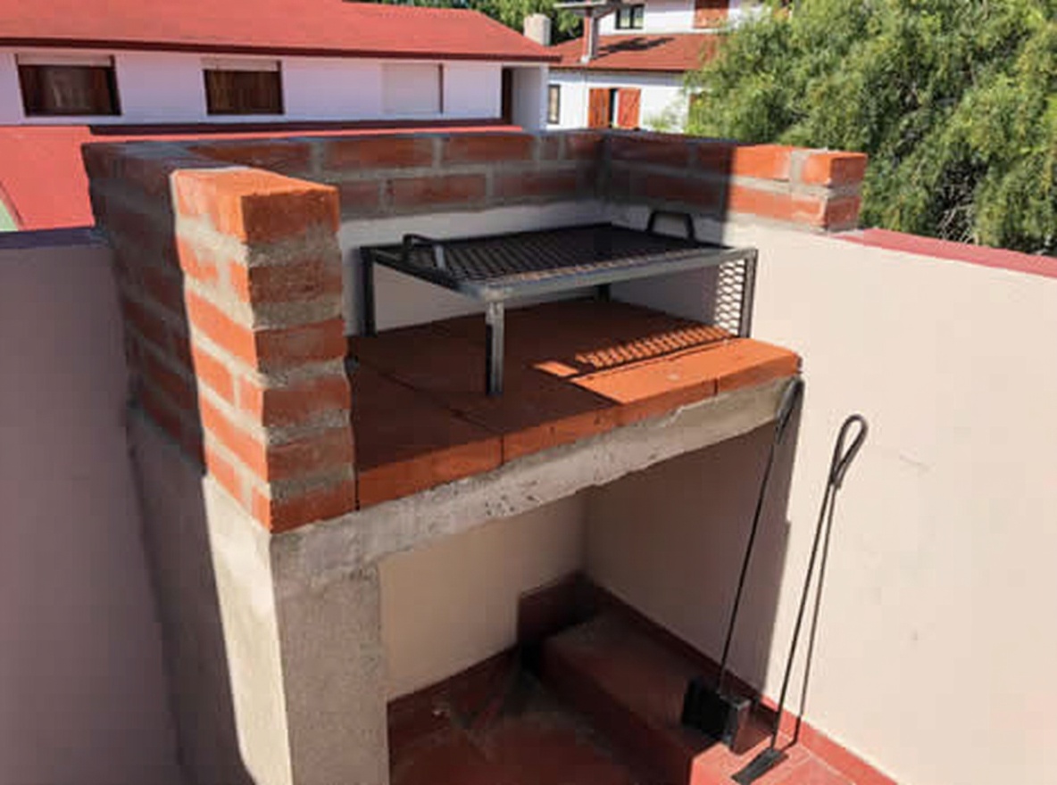 Departamentos con parque y parrilla a 5 cuadras del mar en Las Toninas miniatura 12