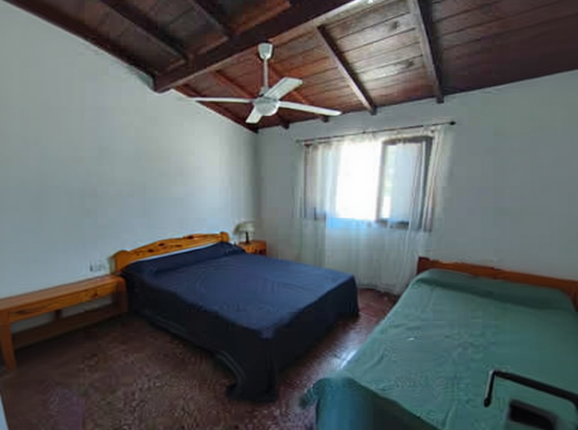 Departamentos con cochera a 100 metros del mar en Las Toninas miniatura 5