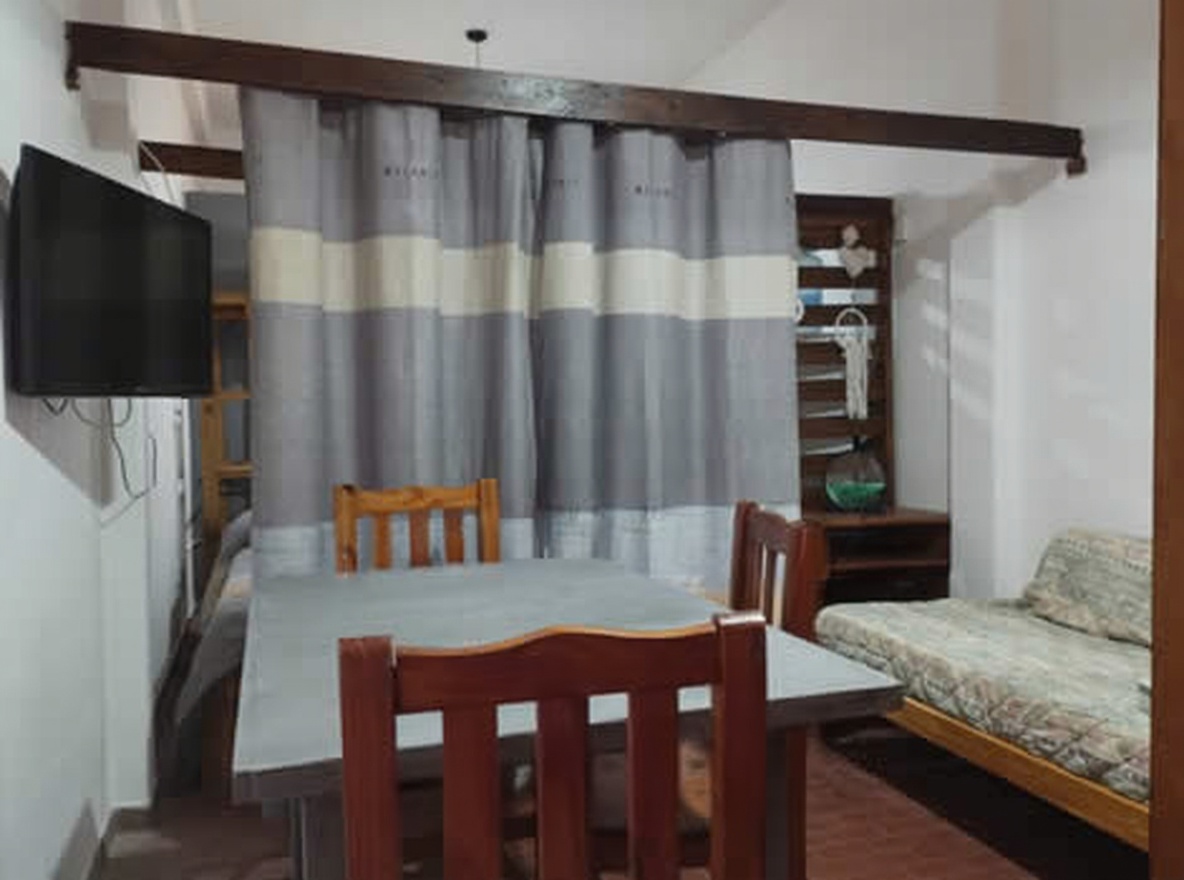 Monoambiente con WiFi a 100 metros del mar en Las Toninas miniatura 2