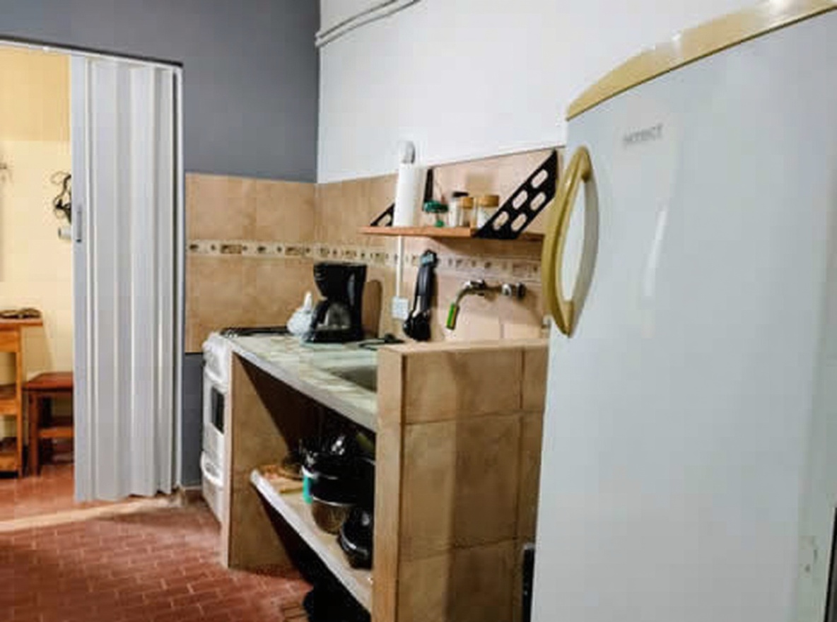 Monoambiente con WiFi a 100 metros del mar en Las Toninas miniatura 3