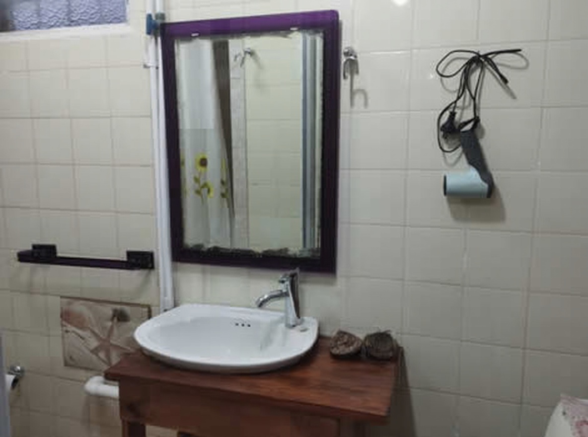 Monoambiente con WiFi a 100 metros del mar en Las Toninas miniatura 8