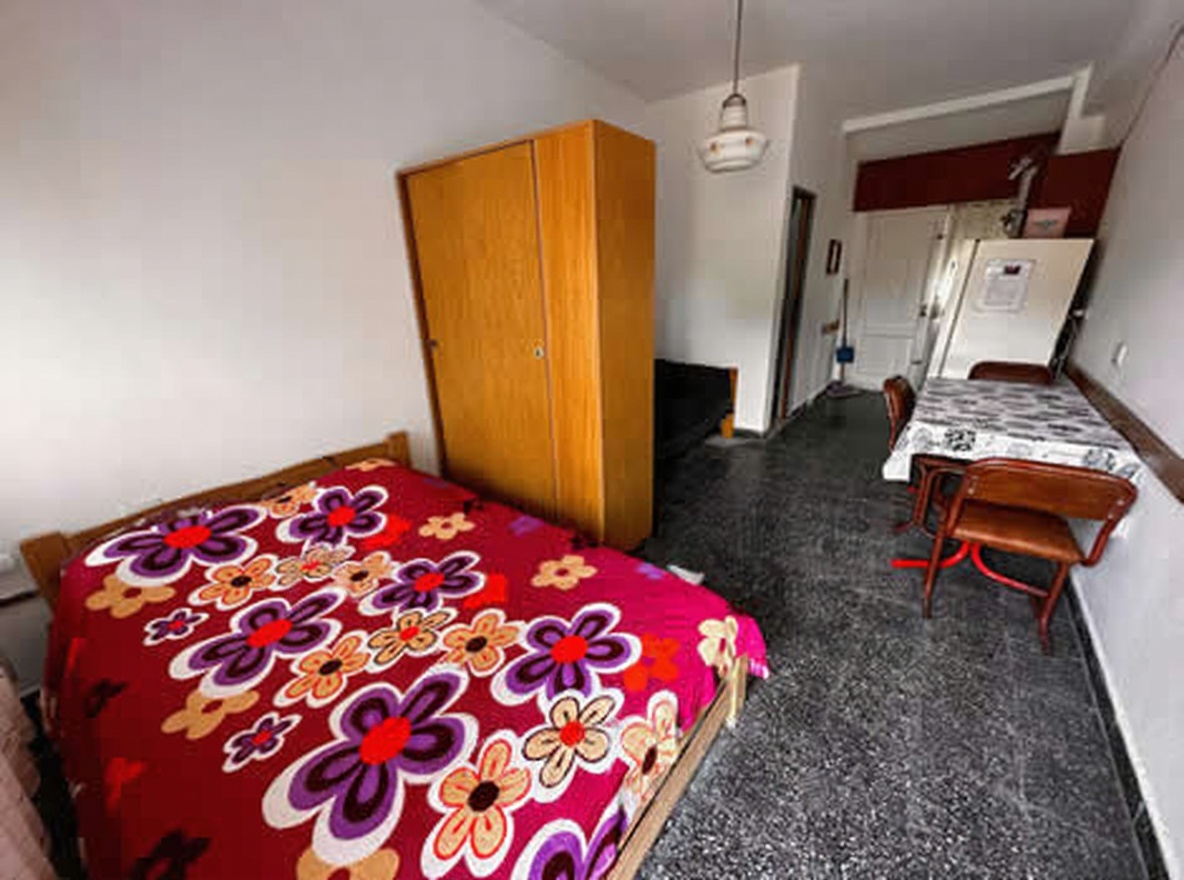 Departamentos con cochera a 200 metros del mar en Las Toninas miniatura 10