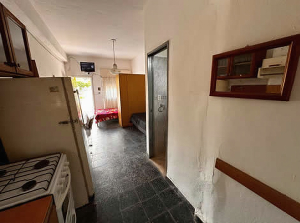 Departamentos con cochera a 200 metros del mar en Las Toninas miniatura 11