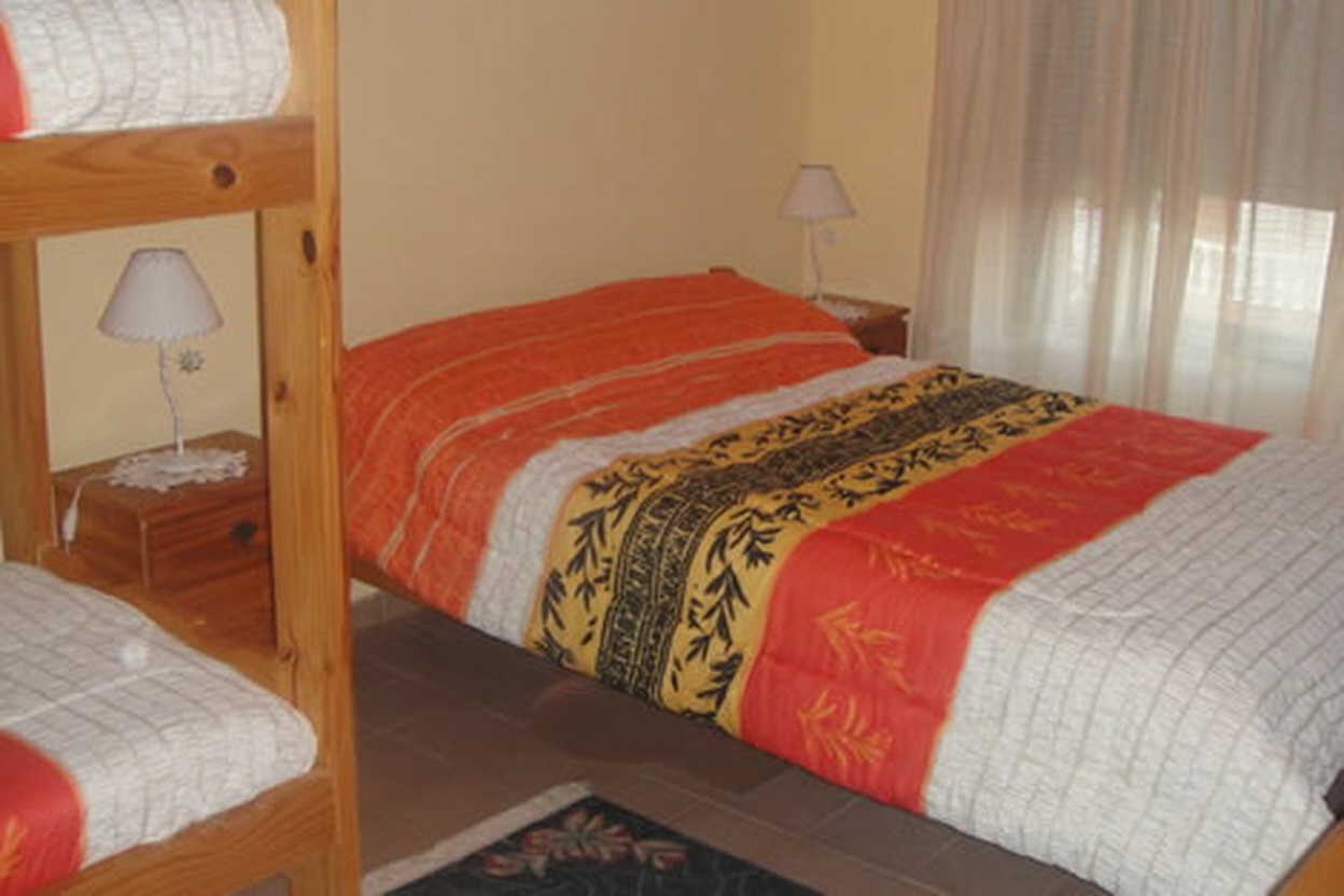 Dúplex con parrilla a 2 cuadras del mar en Las Toninas miniatura 10