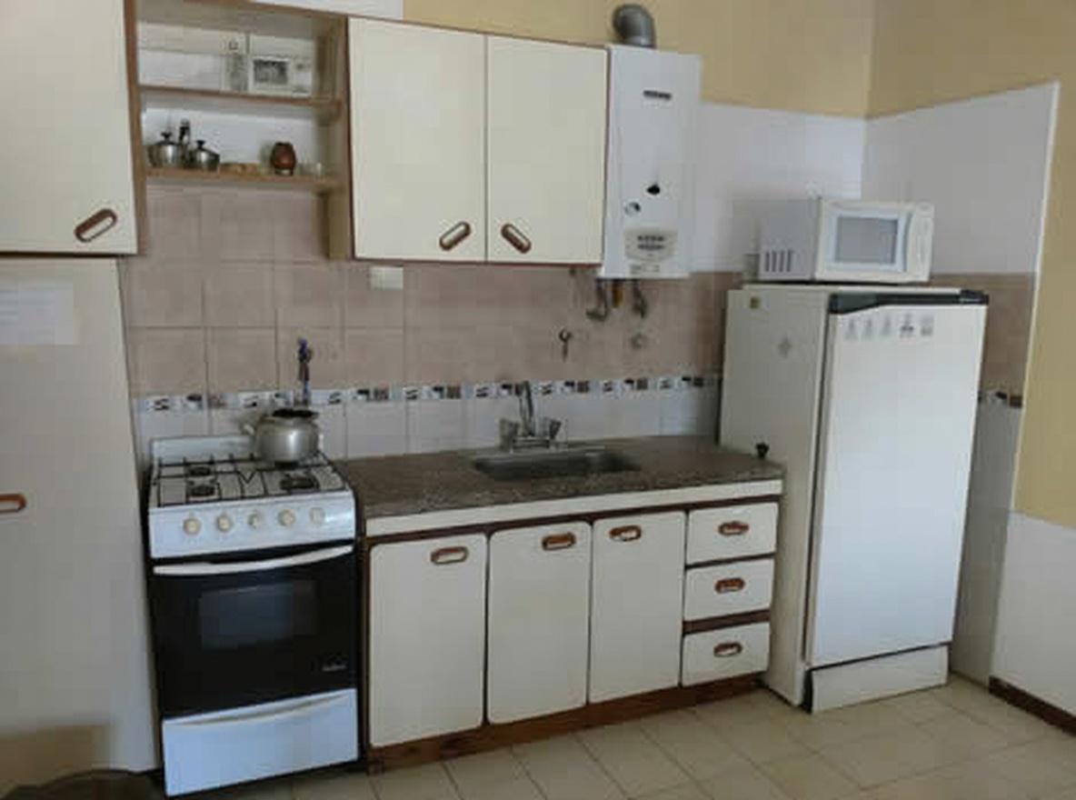 Dúplex con parrilla a 2 cuadras del mar en Las Toninas miniatura 12