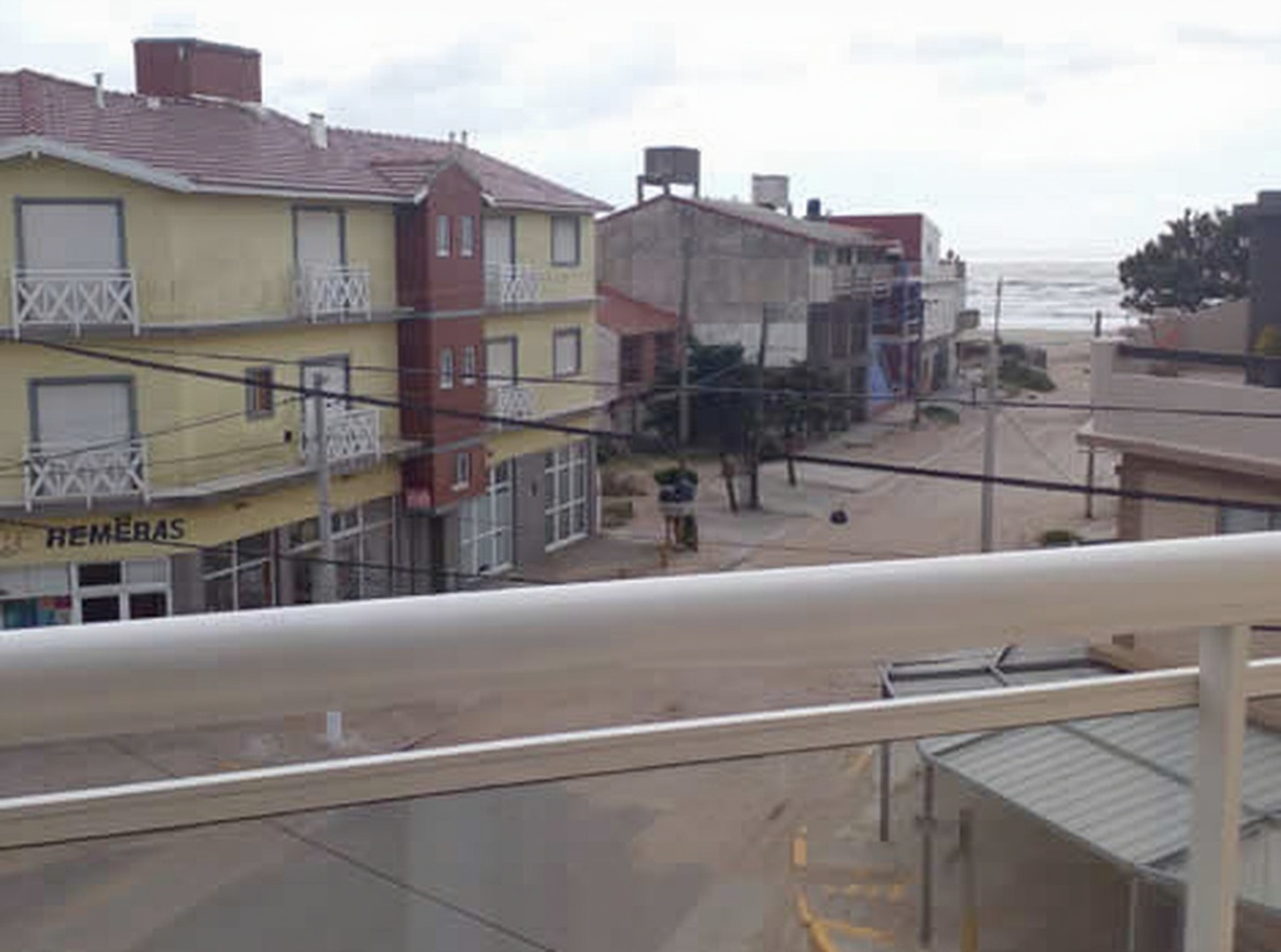 Departamentos a 1 cuadras del mar en Las Toninas miniatura 7