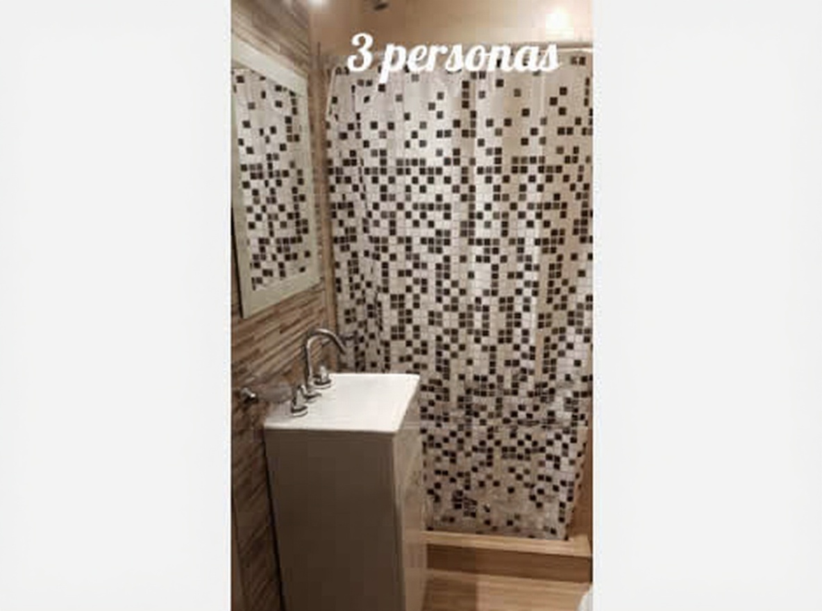 Departamentos para 3, 7 y 8 personas cerca del mar en Mar de Ajó miniatura 6