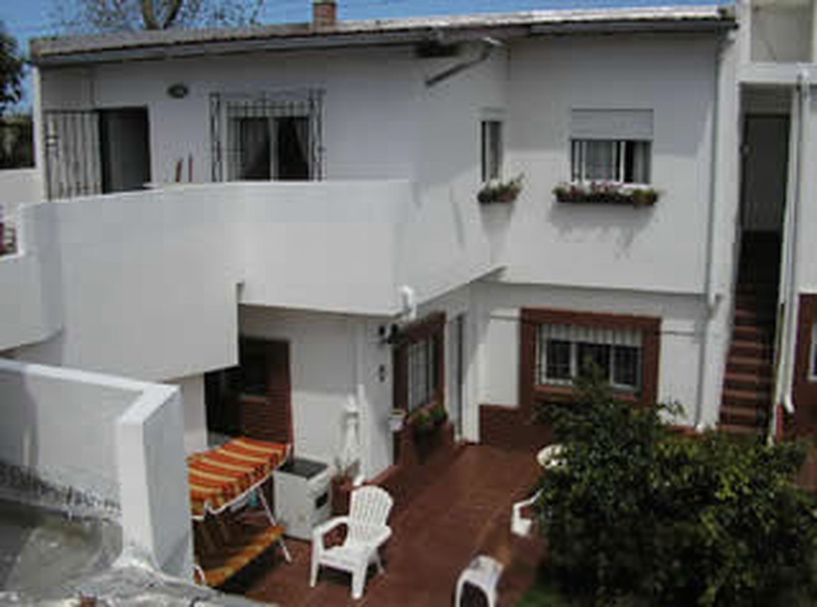 Departamentos a 50 metros del mar en San Clemente del Tuyú miniatura 4