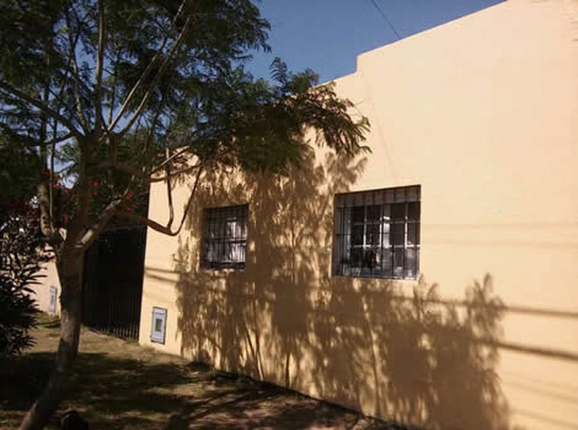 Departamentos para 4 y 6 personas en zona centro de Mar de Ajó