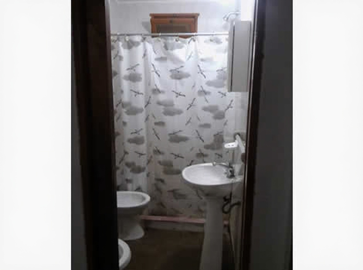 Departamentos para 4 y 6 personas en zona centro de Mar de Ajó miniatura 11