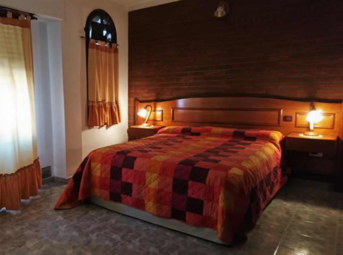 Departamentos con patio y parrilla frente al mar en Lucila del Mar miniatura 6