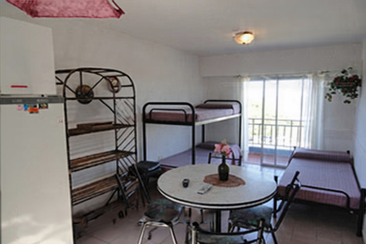 Departamentos con pileta y parrilla en Santa Teresita miniatura 8