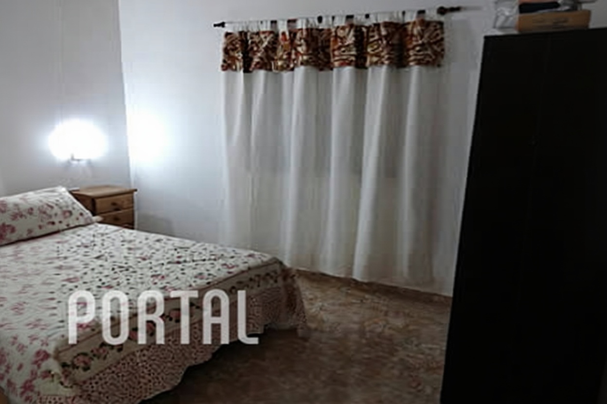 Cabaña con pileta y parrilla frente al mar en Mar del Tuyú miniatura 3