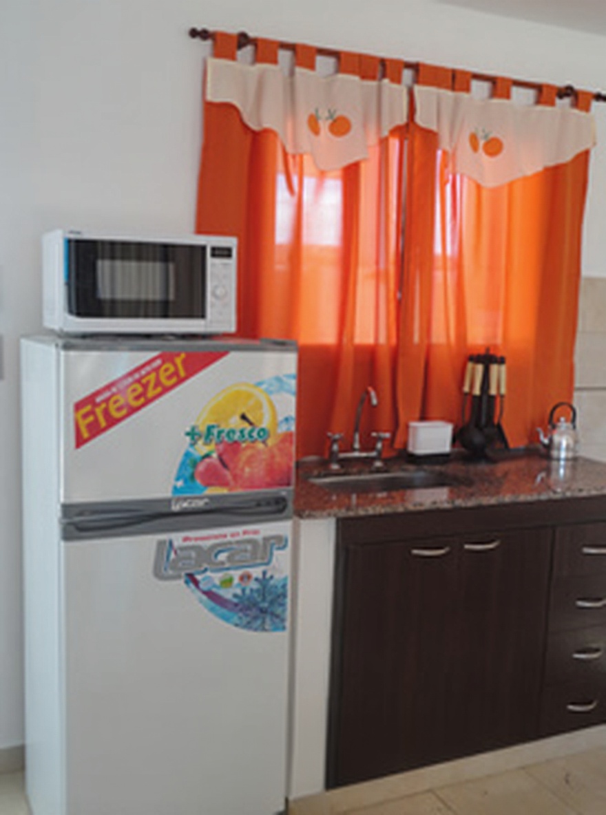 Departamentos con cochera y parrilla en San Clemente del Tuyú miniatura 3